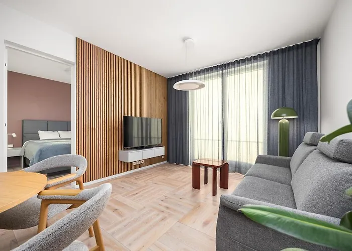 New Modern Center With Old Town Views Appartamento Reval