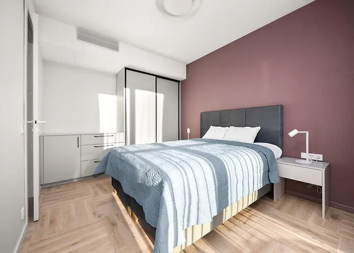 Appartamento New Modern Center With Old Town Views